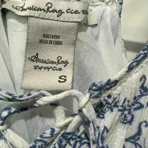 AMERICAN RAG CIE FLORAL SUMMER DRESS SIZE SMALL - Picture 3 of 4